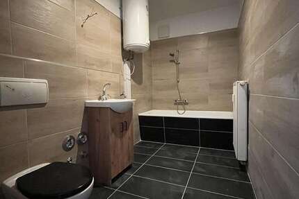 Wohnung Zwickau Pölbitz - 3 Zimmer, 79 m&sup2;, 480&euro; | Angebot:25941486