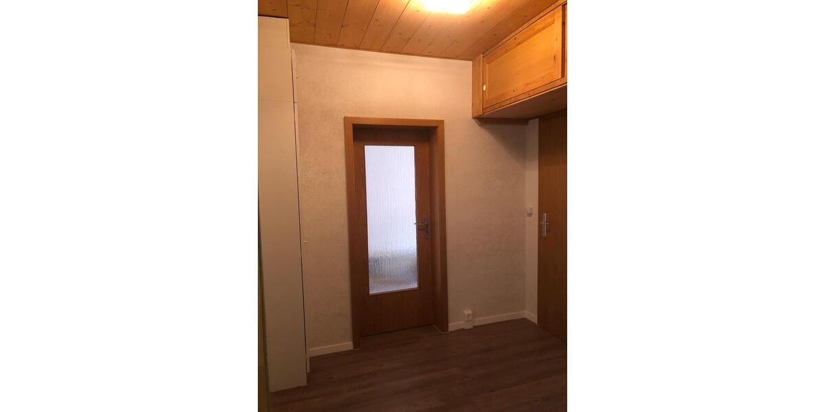 Etagenwohnung Schwarzenberg/Erzgebirge Erzgebirge - 3 Zimmer, 56 m&sup2;, 290&euro; | Angebot:25383060