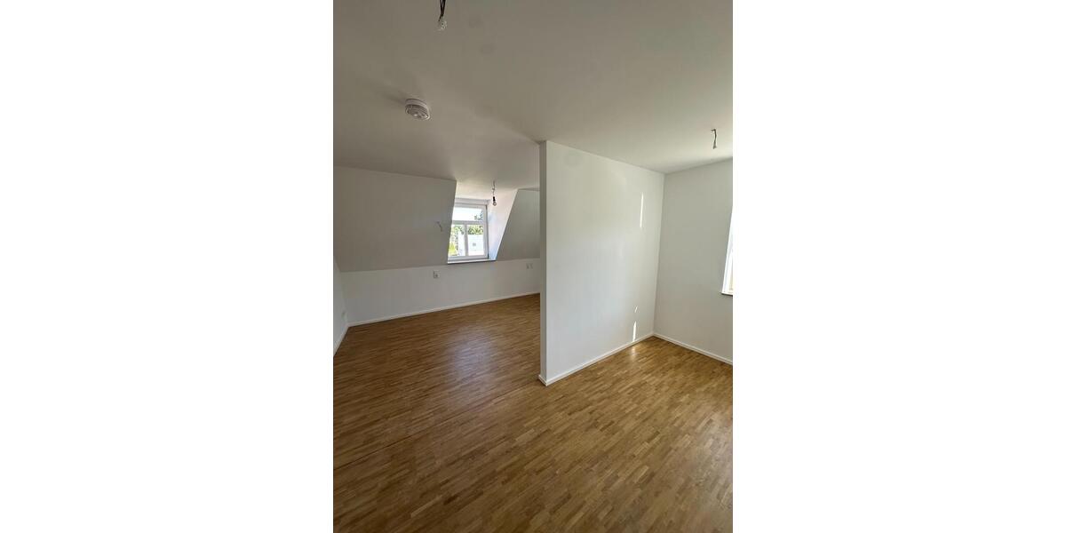 Maisonettenwohnung Glauchau - 5.5 Zimmer, 113 m&sup2;, 1.168&euro; | Angebot:20442284