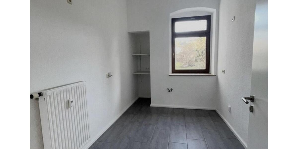 Hochparterre Meerane - 2 Zimmer, 47 m&sup2;, 325&euro; | Angebot:25099598