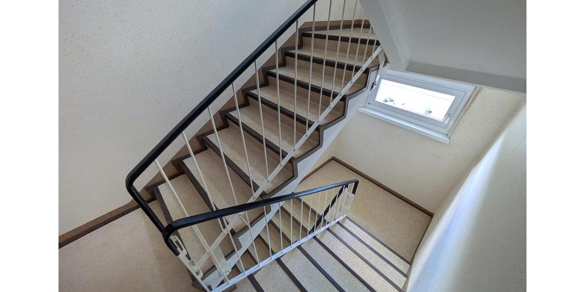 Etagenwohnung Limbach-Oberfrohna Oberfrohna - 3 Zimmer, 69 m&sup2;, 428&euro; | Angebot:25945715