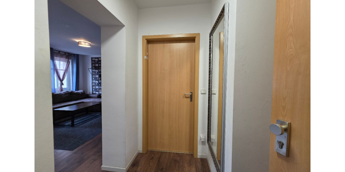 Etagenwohnung Meerane - 2 Zimmer, 47 m&sup2;, 650&euro; | Angebot:24533570