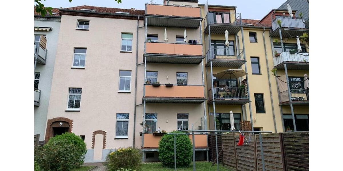 Dachgeschoßwohnung Zwickau - 1 Zimmer, 40 m&sup2;, 250&euro; | Angebot:25057003
