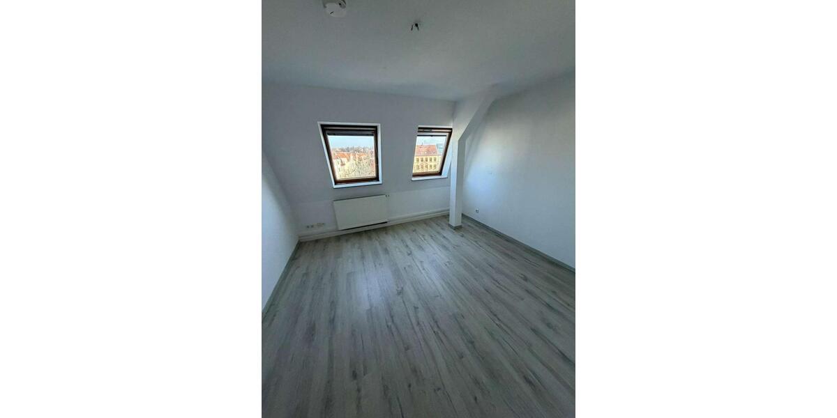Etagenwohnung Zwickau Zwickau-Nord - 2 Zimmer, 71 m&sup2;, 430&euro; | Angebot:25415894