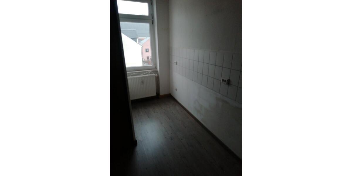 Etagenwohnung Elsterberg - 2 Zimmer, 48 m&sup2;, 3&euro; | Angebot:25976129