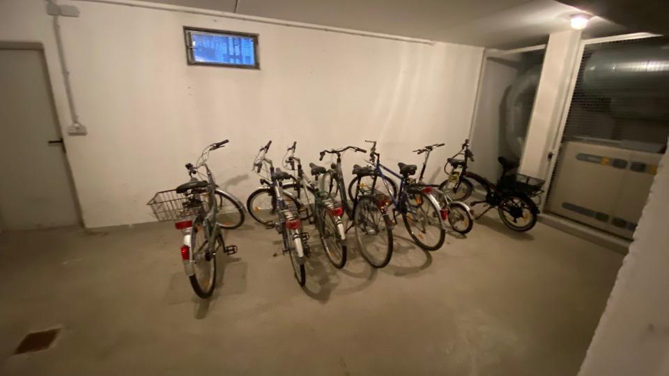 Etagenwohnung Zwickau Auerbach - 2 Zimmer, 65 m&sup2;, 460&euro; | Angebot:22070722