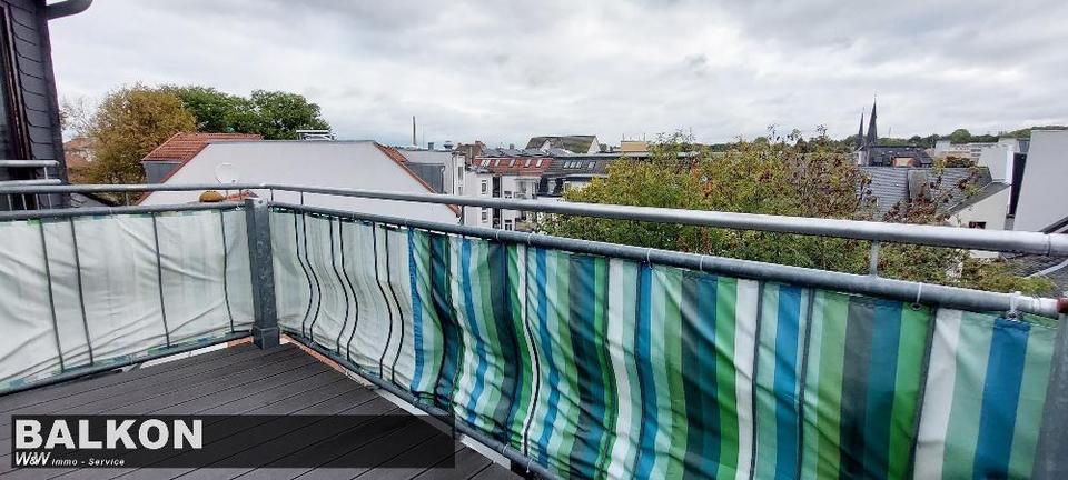 Dachgeschoßwohnung Zwickau - 4 Zimmer, 95 m&sup2;, 620&euro; | Angebot:25366588