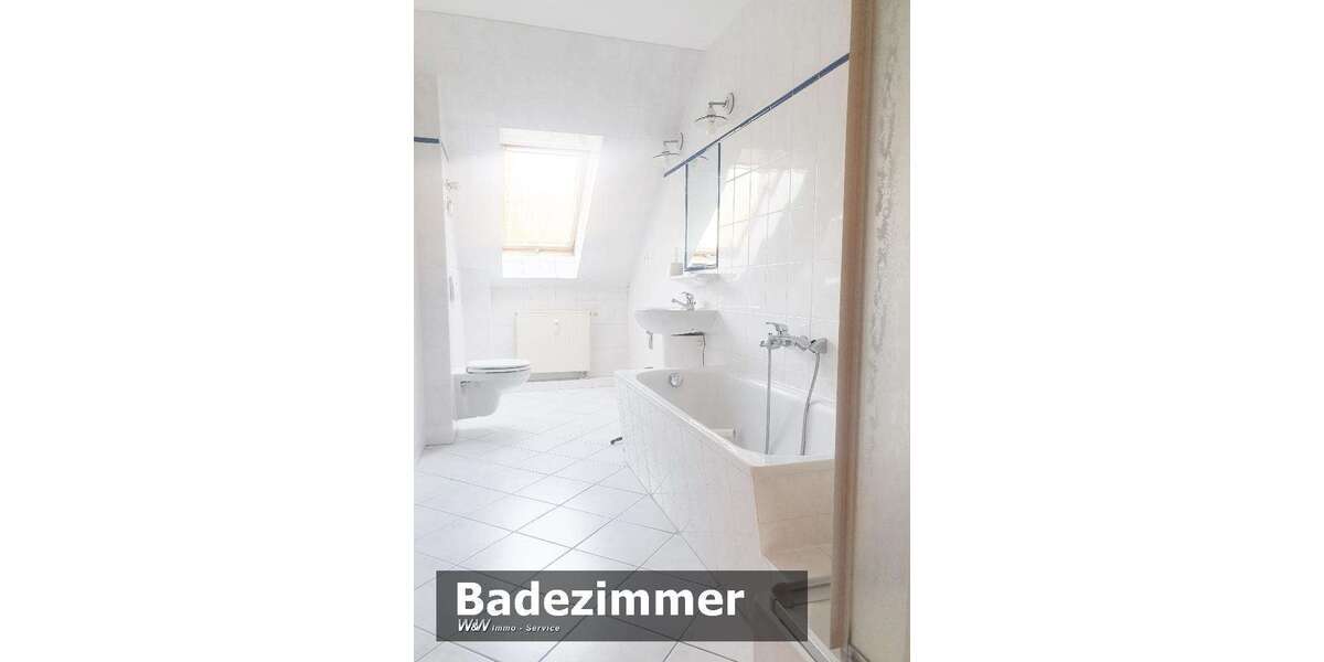 Etagenwohnung Zwickau Innenstadt - 4 Zimmer, 100 m&sup2;, 760&euro; | Angebot:25382457