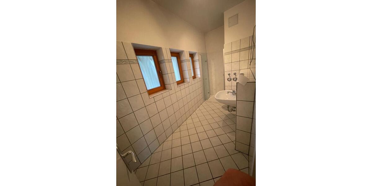 Hochparterre Oberlungwitz - 2 Zimmer, 45 m&sup2;, 382&euro; | Angebot:25127622