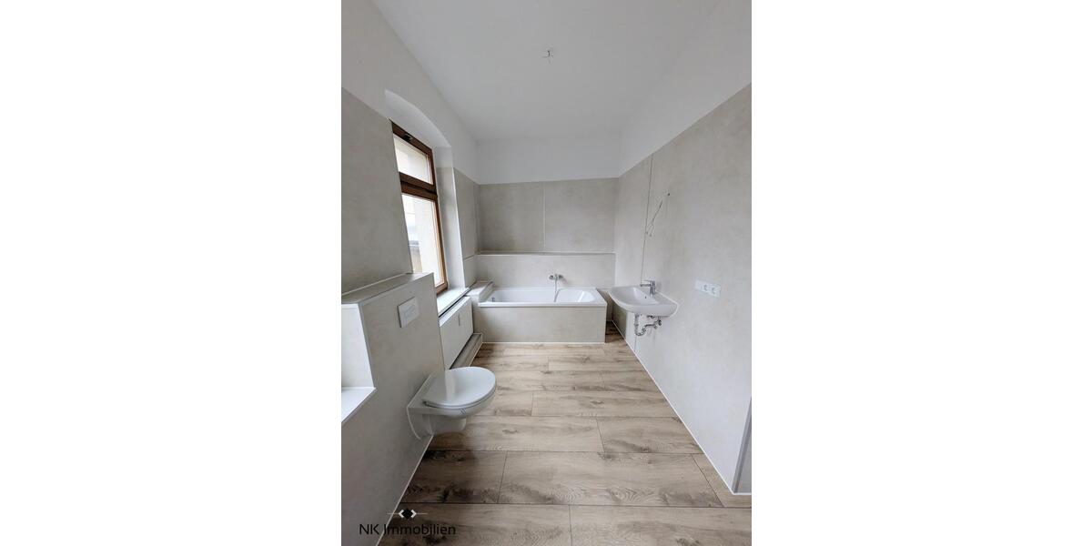 Maisonettenwohnung Glauchau - 3 Zimmer, 130 m&sup2;, 845&euro; | Angebot:25945679