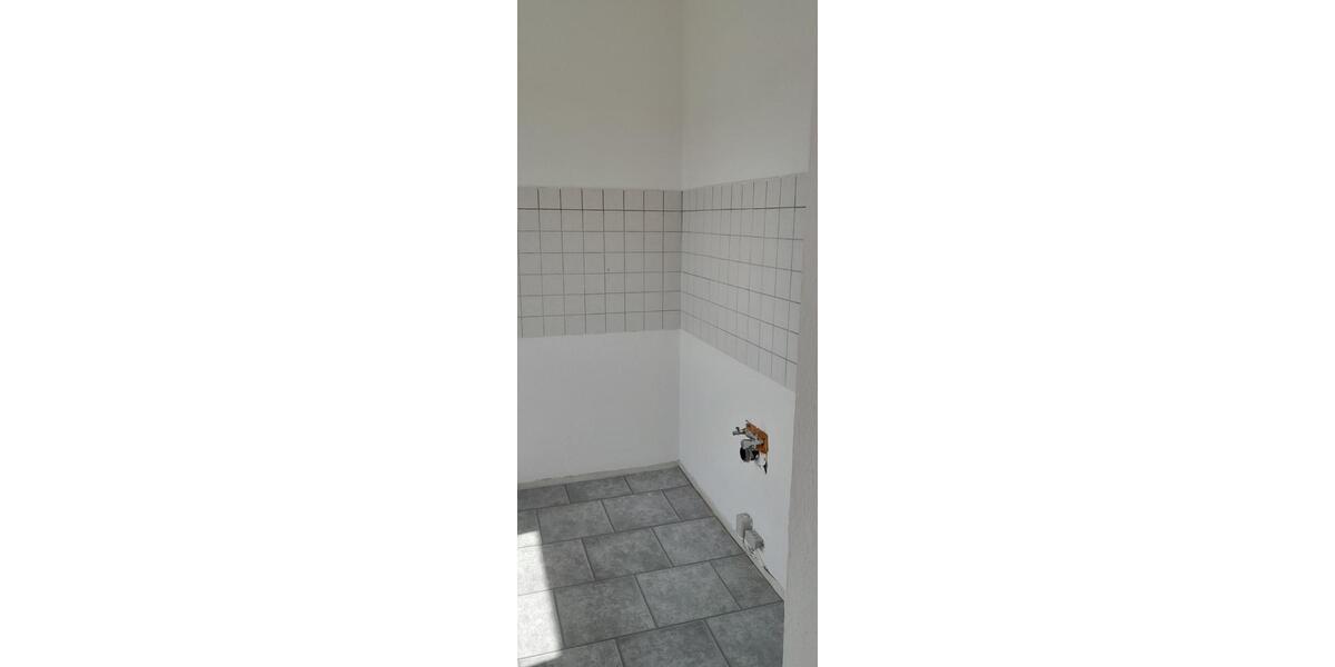 Etagenwohnung Schneeberg - 4 Zimmer, 80 m&sup2;, 477&euro; | Angebot:21659372
