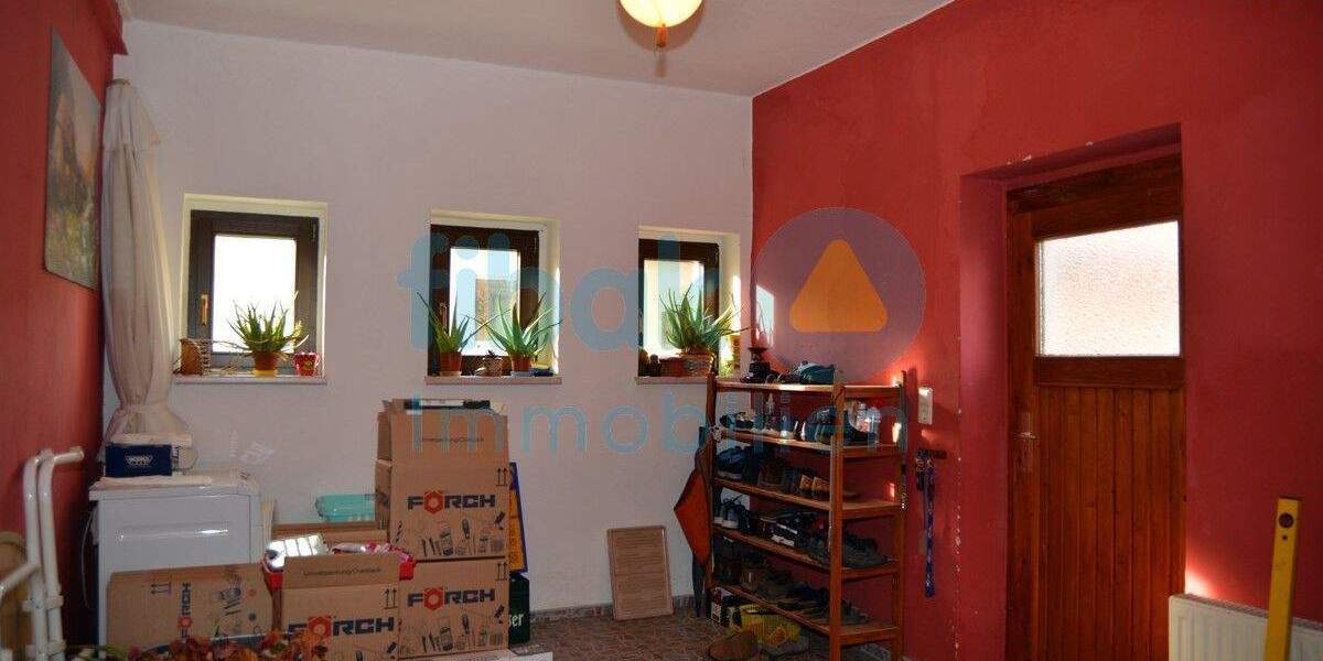 Einfamilienhaus Lichtentanne / Schönfels Schönfels - 9 Zimmer, 214 m&sup2;, 179.000&euro; | Angebot:25745031