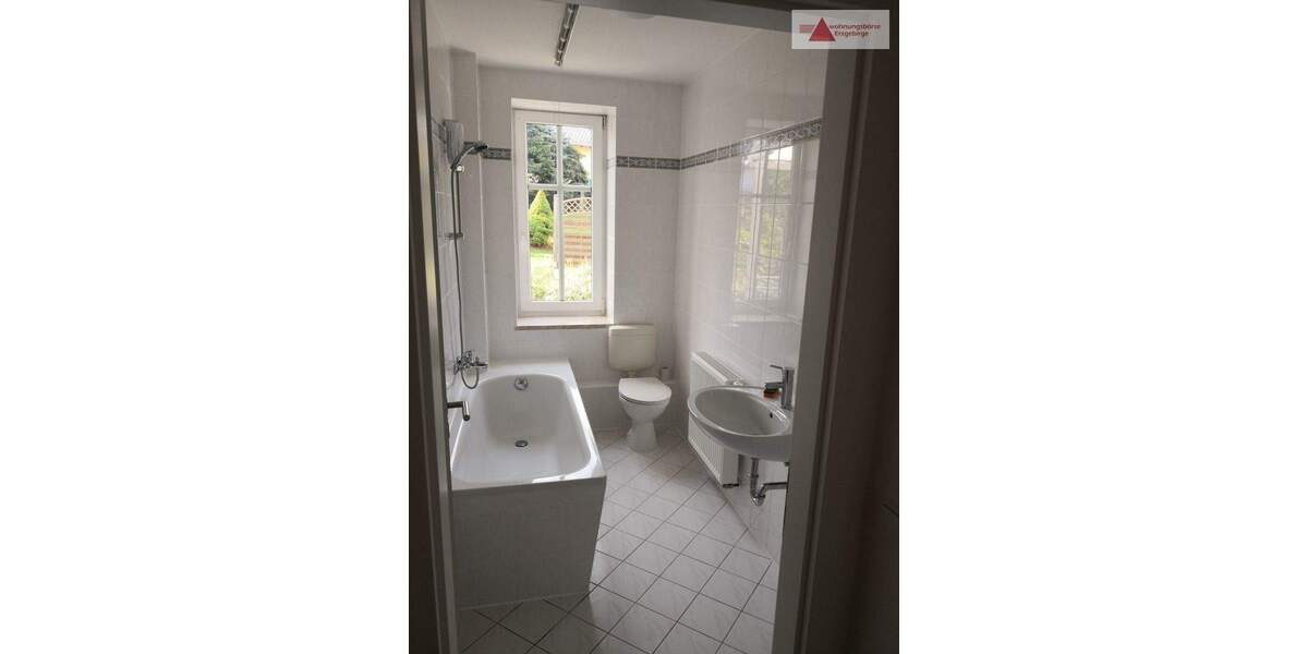 Etagenwohnung Hohndorf - 2 Zimmer, 47 m&sup2;, 260&euro; | Angebot:25688333