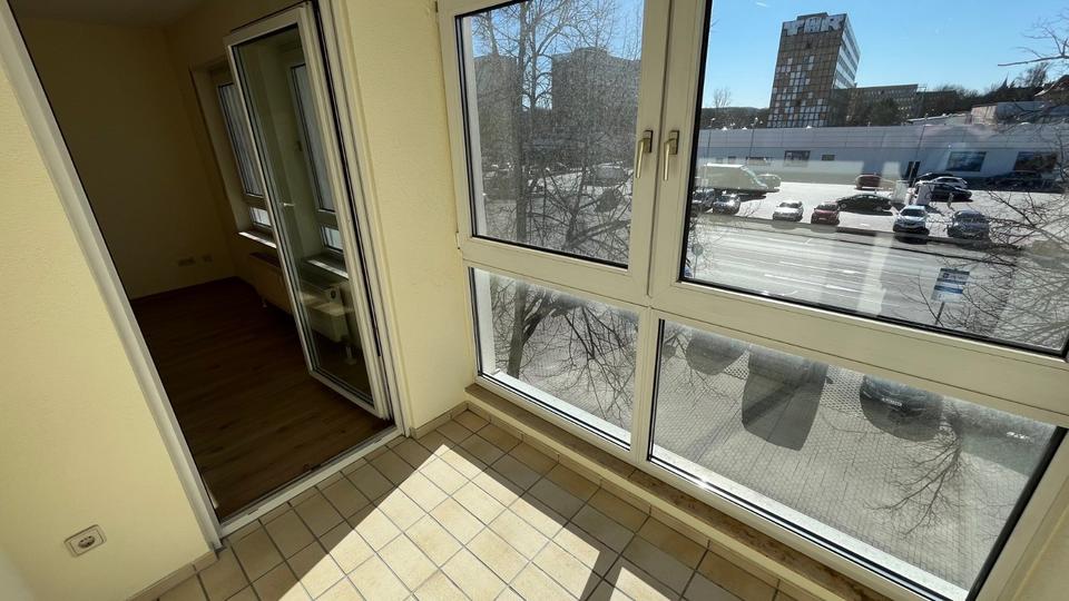 Etagenwohnung Zwickau Zwickau-Nord - 2 Zimmer, 68 m&sup2;, 431&euro; | Angebot:23808996