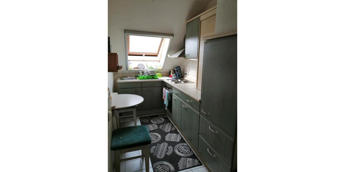 Dachgeschoßwohnung Werdau - 2 Zimmer, 51 m&sup2;, 330&euro; | Angebot:26007487