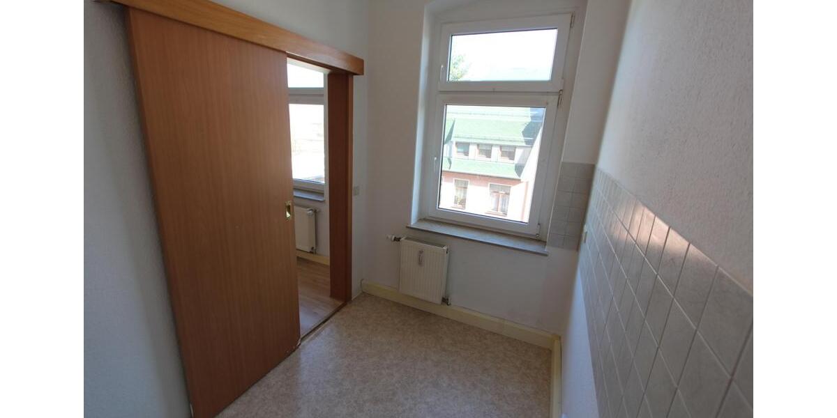 Etagenwohnung Glauchau - 2 Zimmer, 53 m&sup2;, 250&euro; | Angebot:19859241