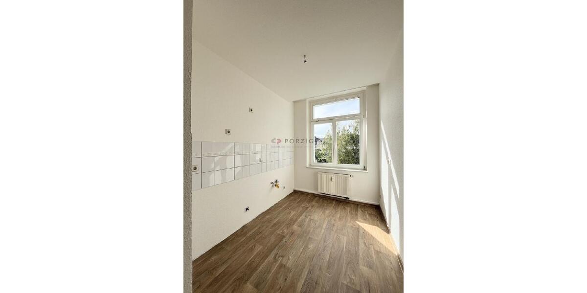 Etagenwohnung Limbach-Oberfrohna Oberfrohna - 2 Zimmer, 62 m&sup2;, 355&euro; | Angebot:23025674