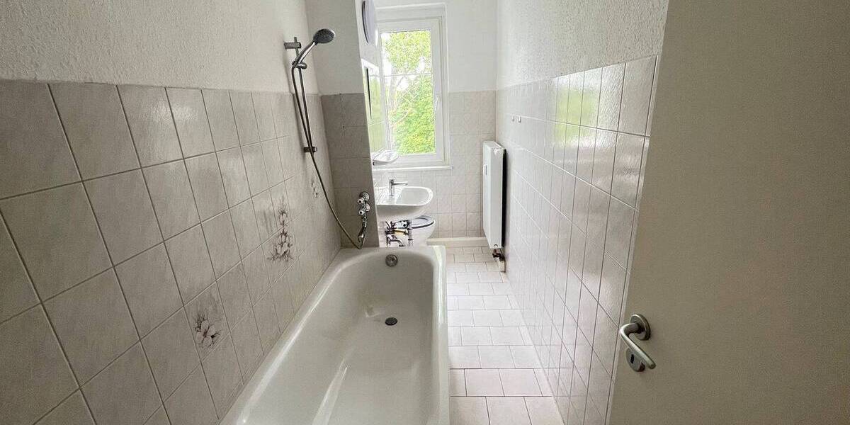 Etagenwohnung Zwickau Eckersbach - 3 Zimmer, 60 m&sup2;, 390&euro; | Angebot:26798543