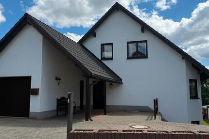 Haus Lauter-Bernsbach Bernsbach - 7 Zimmer, 170 m&sup2;, 395.000&euro; | Angebot:27085589
