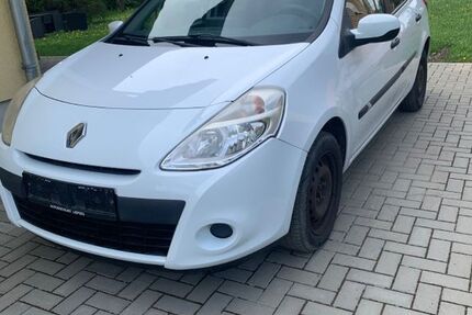 Renault Clio 108.900 km 4.300 &euro; Schönberg 08539