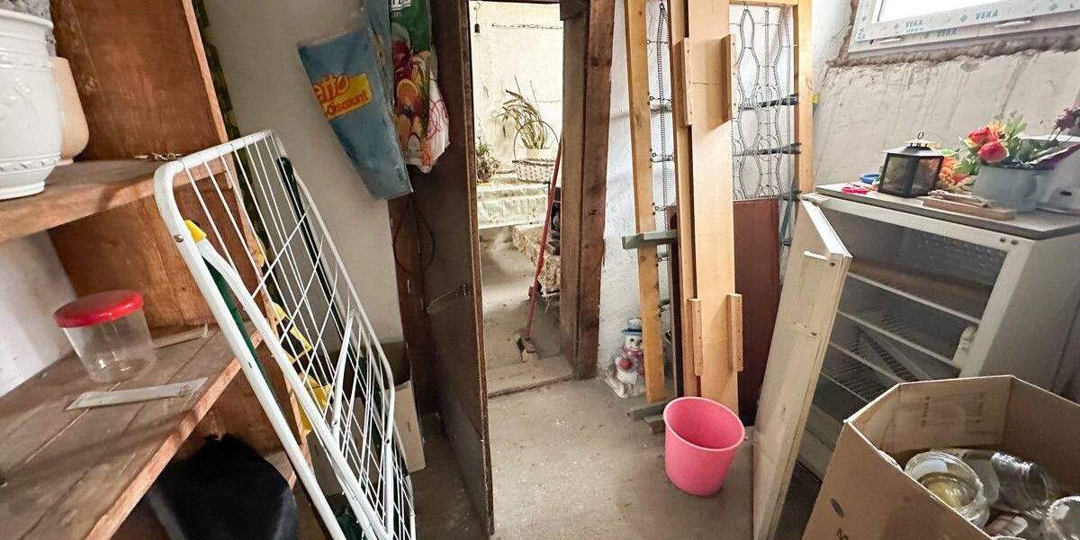 Mehrfamilienhaus, Wohnhaus Zwönitz / Niederzwönitz Zwönitz - 1 Zimmer, 150 m&sup2;, 84.000&euro; | Angebot:25744609