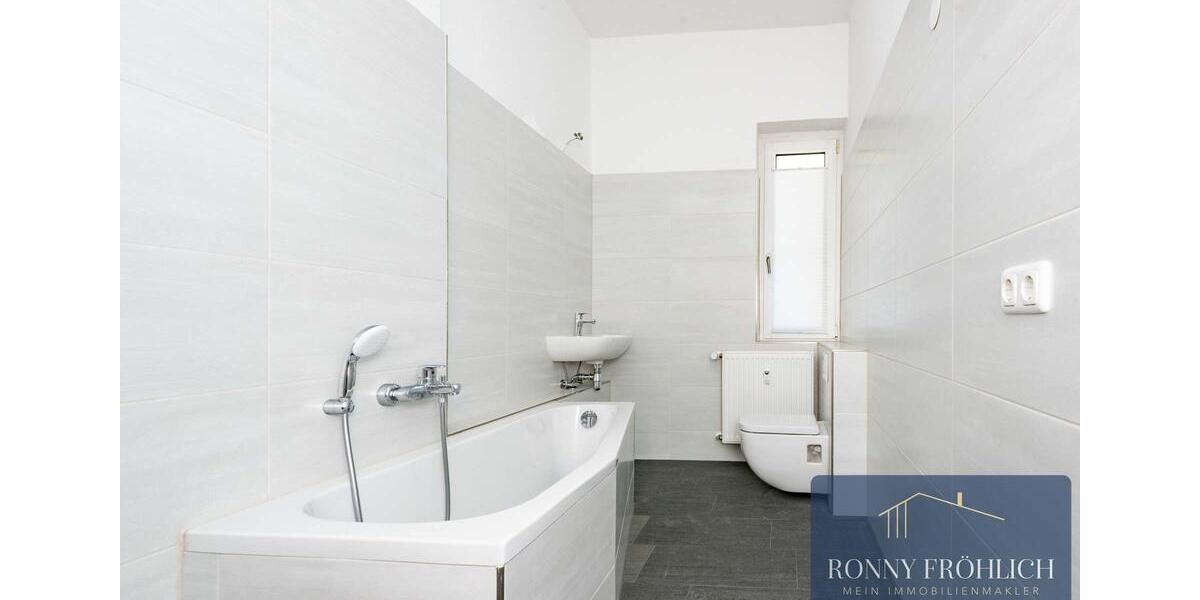 Etagenwohnung Glauchau - 3 Zimmer, 75 m&sup2;, 375&euro; | Angebot:23997229