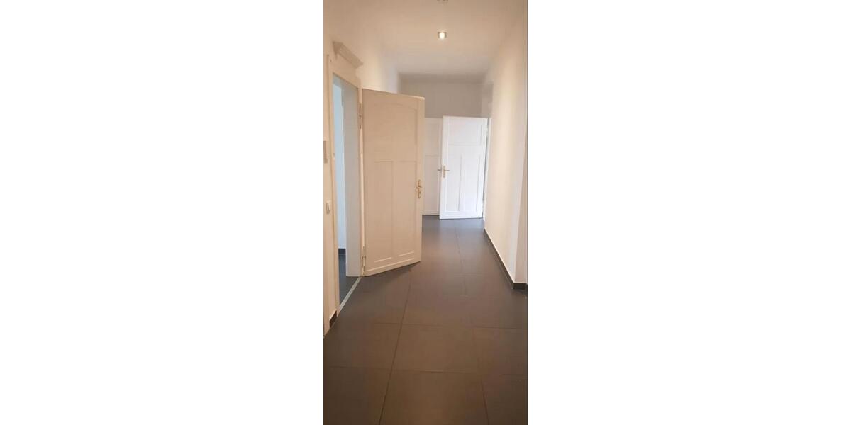 Etagenwohnung Zwickau Zwickau-Nord - 3 Zimmer, 84 m&sup2;, 450&euro; | Angebot:26664462