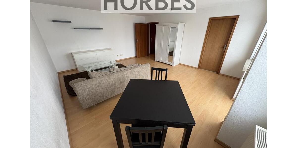 Etagenwohnung Glauchau - 1 Zimmer, 35 m&sup2;, 245&euro; | Angebot:23087622