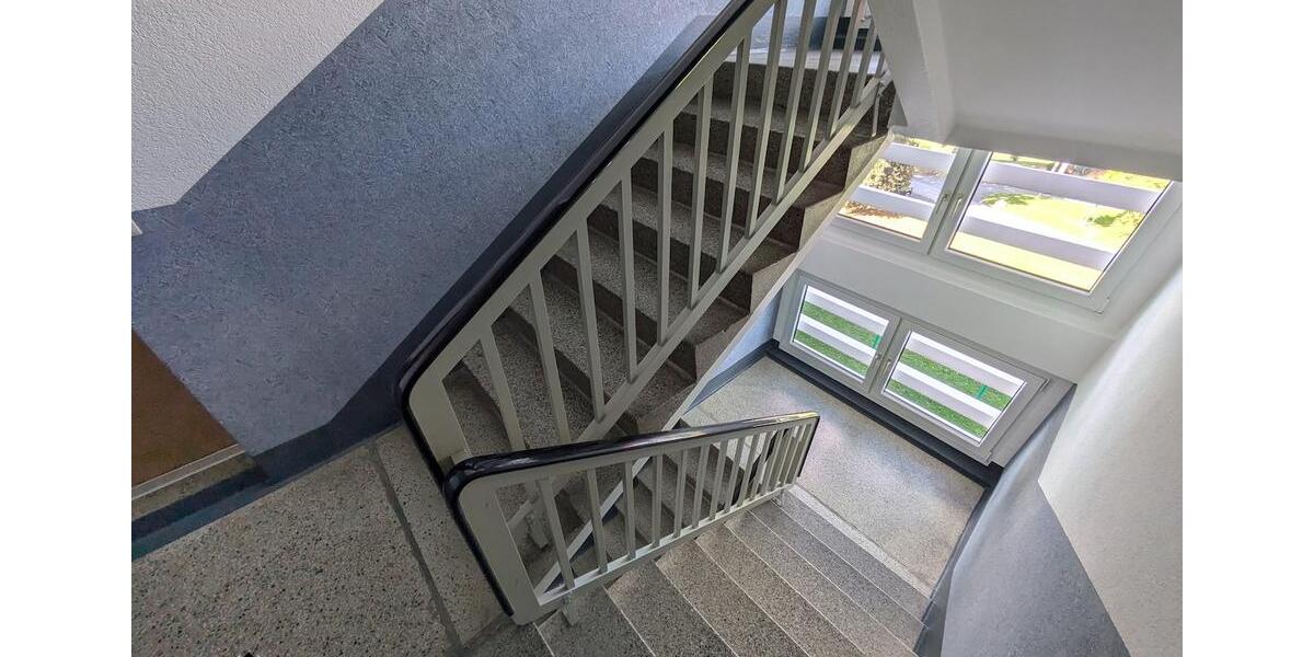 Etagenwohnung Limbach-Oberfrohna Oberfrohna - 3 Zimmer, 58 m&sup2;, 377&euro; | Angebot:25945631