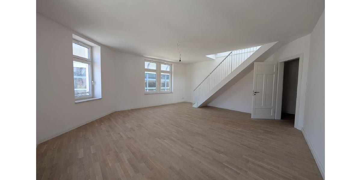 Maisonettenwohnung Zwickau - 5 Zimmer, 175 m&sup2;, 1.300&euro; | Angebot:26621738