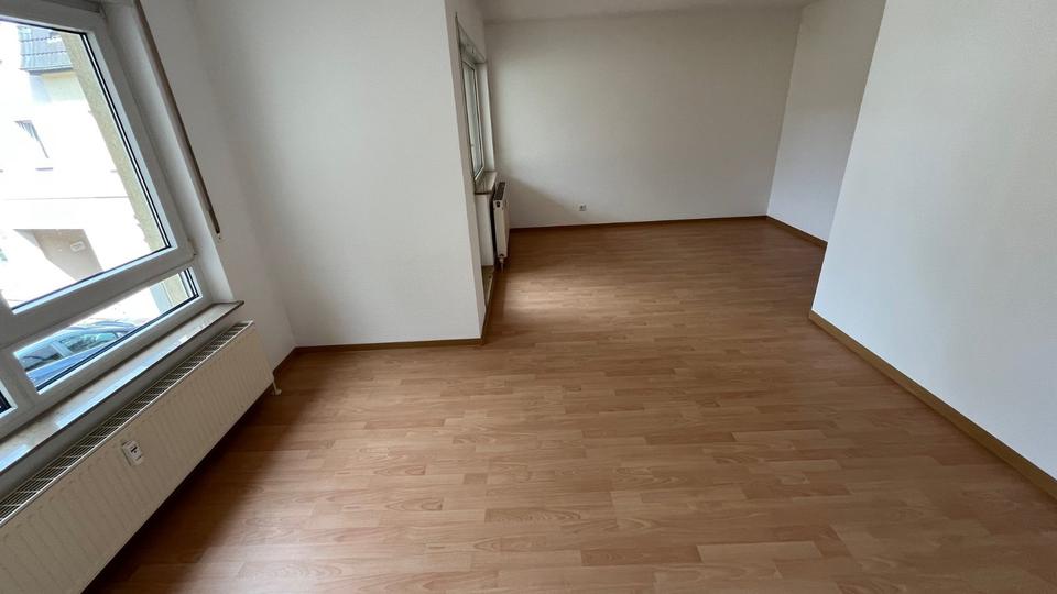 Etagenwohnung Werdau - 2 Zimmer, 60 m&sup2;, 400&euro; | Angebot:21650786