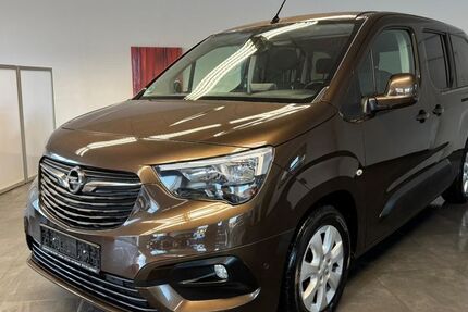 Opel Combo Life 124.000 km 14.980 &euro; Zwickau 08056