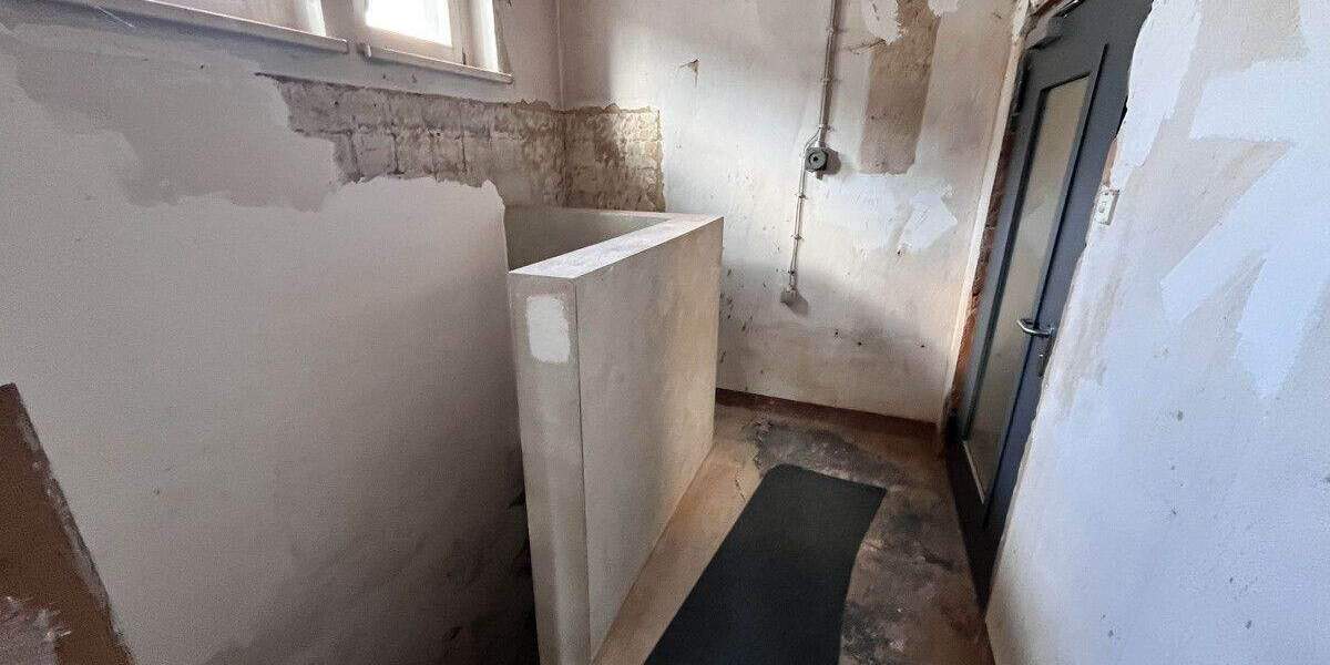 Mehrfamilienhaus, Wohnhaus Zwickau / Schedewitz Schedewitz - 9 Zimmer, 1 m&sup2;, 375.000&euro; | Angebot:25688194