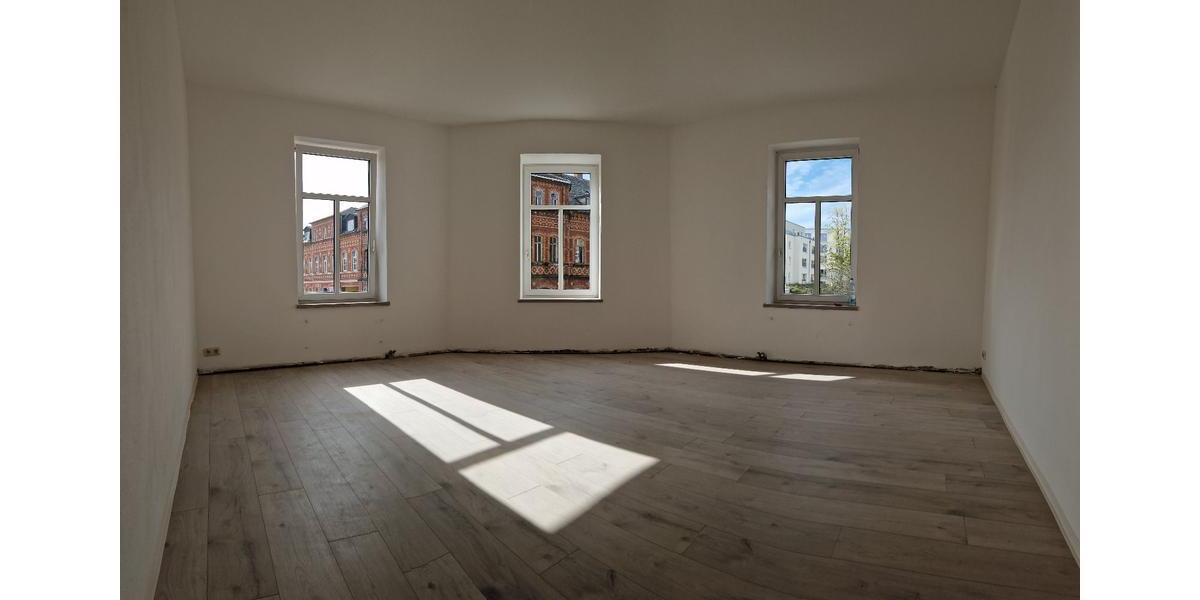 Etagenwohnung Limbach-Oberfrohna Oberfrohna - 5 Zimmer, 139 m&sup2;, 810&euro; | Angebot:26675798