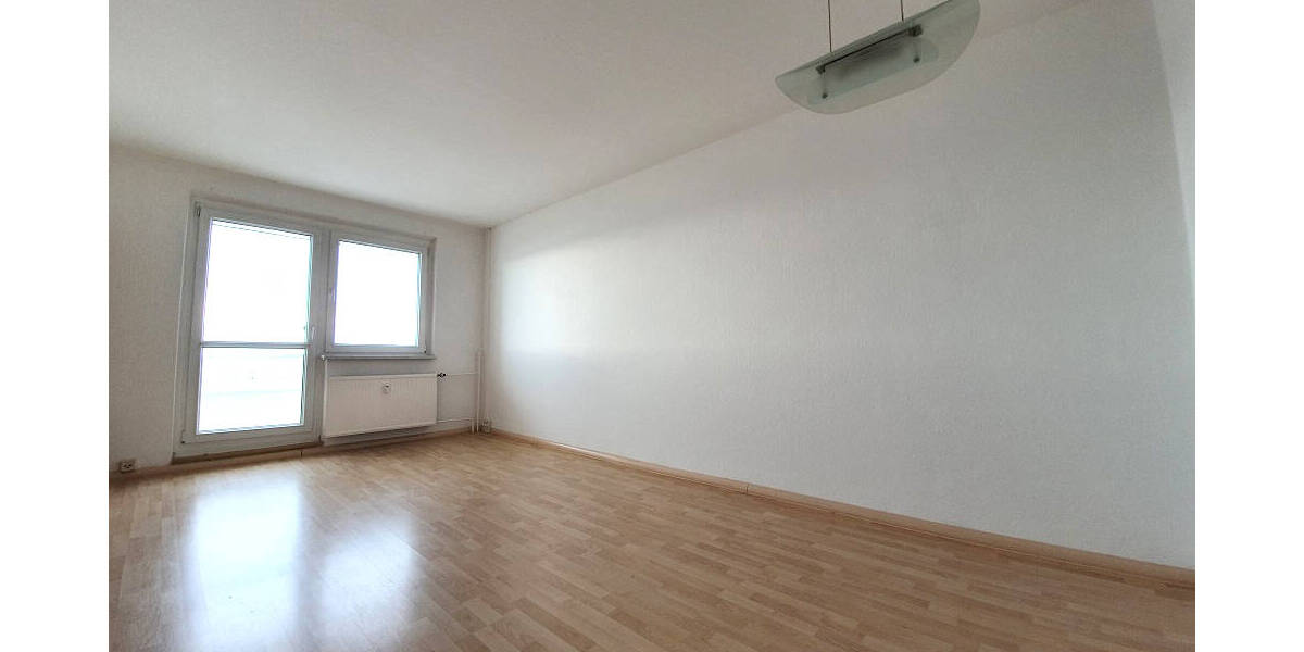 Etagenwohnung Zwickau Eckersbach - 3 Zimmer, 55 m&sup2;, 330&euro; | Angebot:25797222
