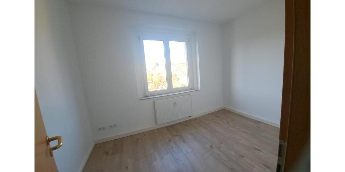 Etagenwohnung Crimmitschau - 2 Zimmer, 41 m&sup2;, 246&euro; | Angebot:25186405