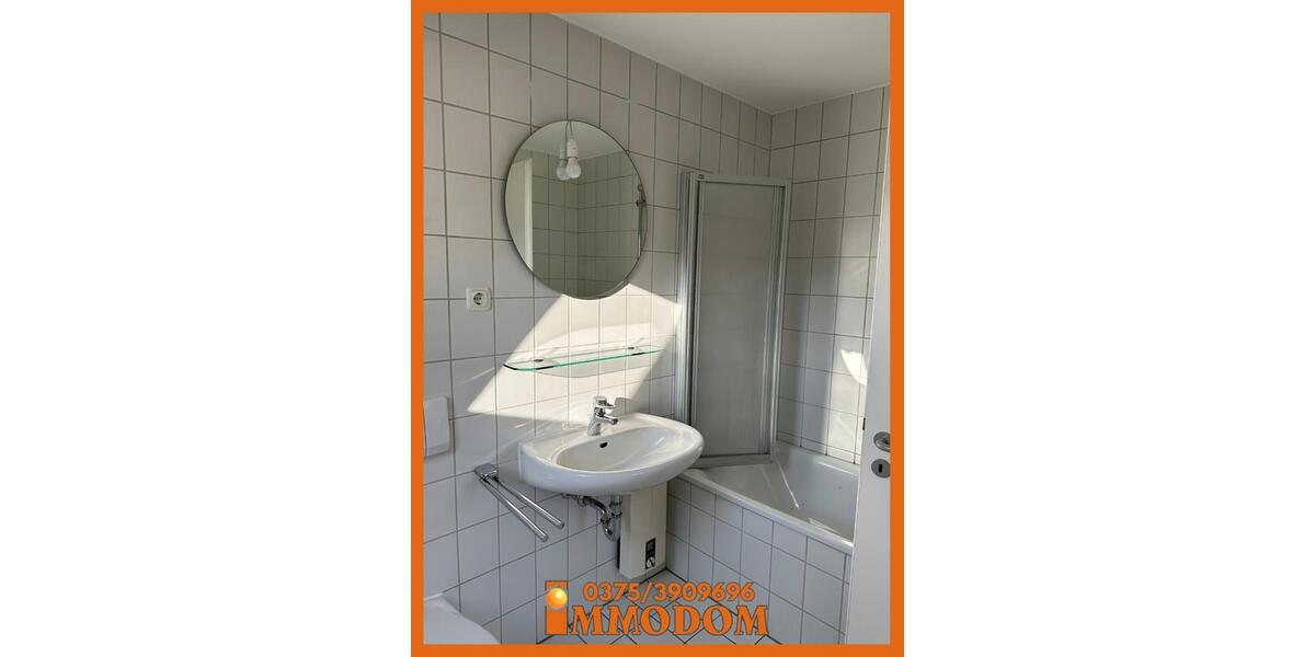 Dachgeschoßwohnung Zwickau - 2 Zimmer, 72 m&sup2;, 500&euro; | Angebot:24861296