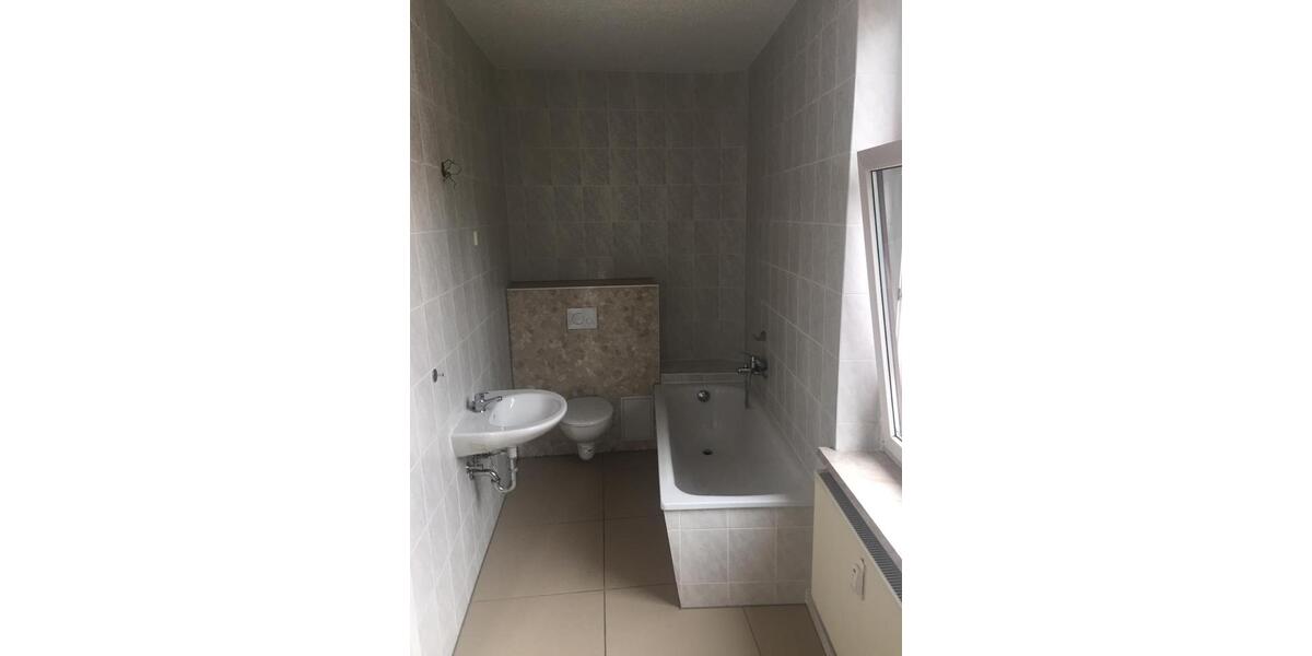 Mehrfamilienhaus, Wohnhaus Werdau - 350.000&euro; | Angebot:23010115