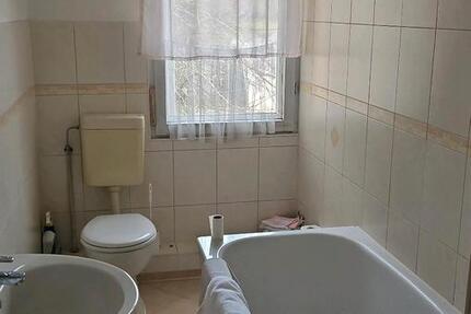 Haus Mülsen - 13 Zimmer, 180 m&sup2;, 23.000&euro; | Angebot:25425989