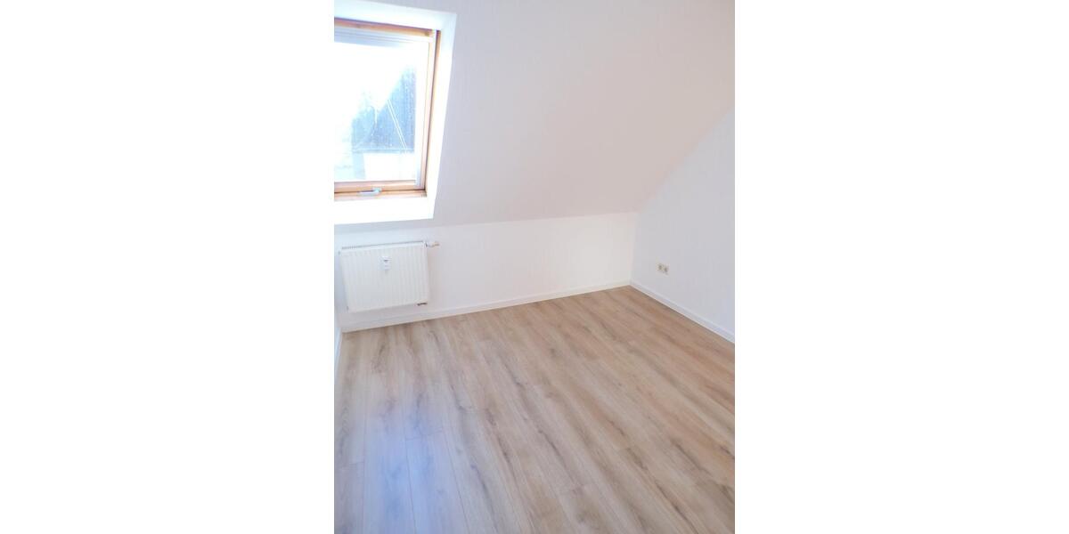 Etagenwohnung Werdau - 2 Zimmer, 50 m&sup2;, 280&euro; | Angebot:24391308