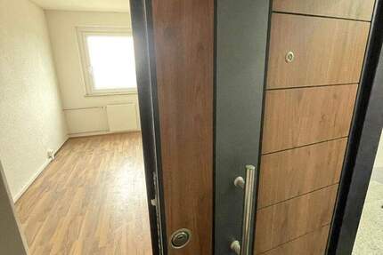 Wohnung Schneeberg Neustädtel - 3 Zimmer, 70 m&sup2;, 420&euro; | Angebot:25696288