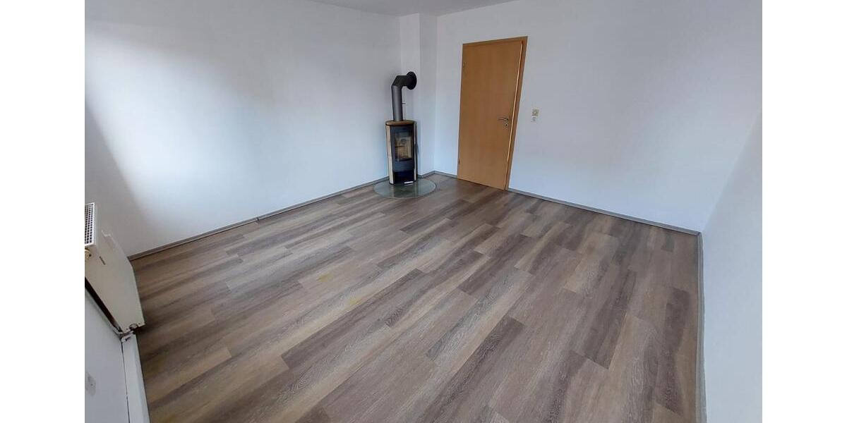 Etagenwohnung Limbach-Oberfrohna Oberfrohna - 2 Zimmer, 55 m&sup2;, 319&euro; | Angebot:24836331