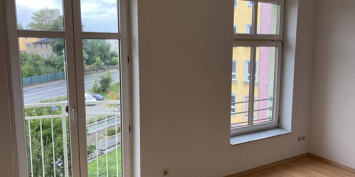 Etagenwohnung Zwickau Bahnhofsvorstadt - 1 Zimmer, 52 m&sup2;, 47.000&euro; | Angebot:25837764
