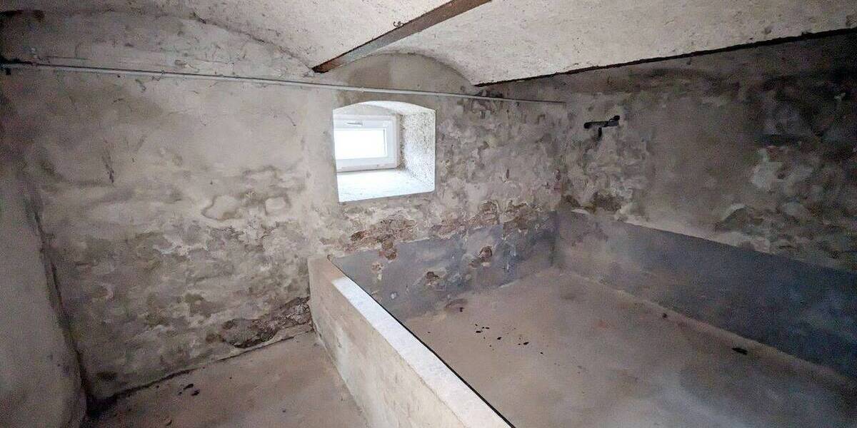 Mehrfamilienhaus, Wohnhaus Wildenfels Schönau - 1 Zimmer, 243 m&sup2;, 140.000&euro; | Angebot:25692161