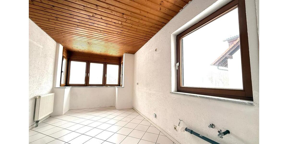 Etagenwohnung Reichenbach im Vogtland - 3 Zimmer, 78 m&sup2;, 546&euro; | Angebot:24875881