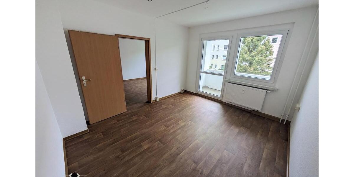 Etagenwohnung Limbach-Oberfrohna Oberfrohna - 2 Zimmer, 51 m&sup2;, 327&euro; | Angebot:26008249