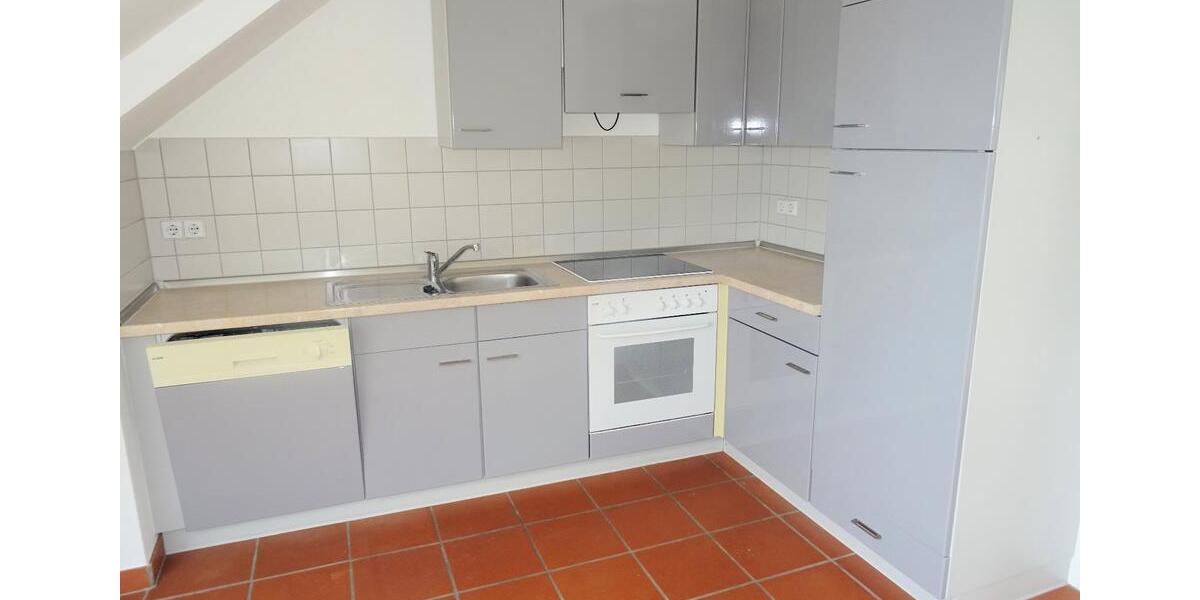 Etagenwohnung Werdau - 2 Zimmer, 55 m&sup2;, 320&euro; | Angebot:23404333