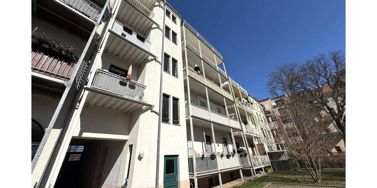 Etagenwohnung Zwickau Innenstadt - 2 Zimmer, 66 m&sup2;, 71.500&euro; | Angebot:25707518