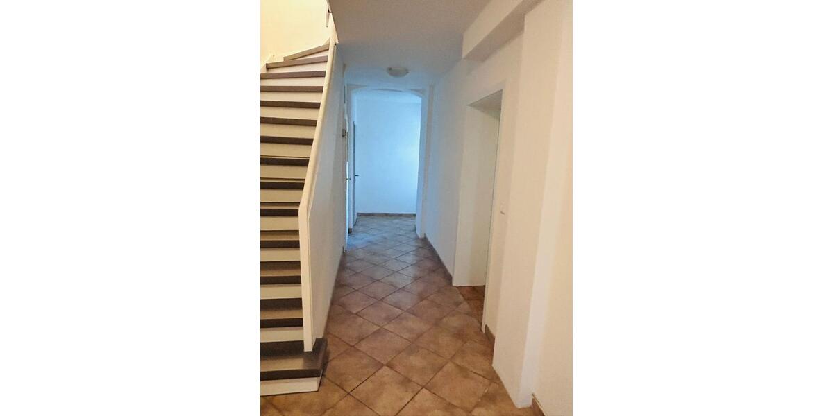 Erdgeschoßwohnung Meerane - 2 Zimmer, 50 m&sup2;, 395&euro; | Angebot:25270944