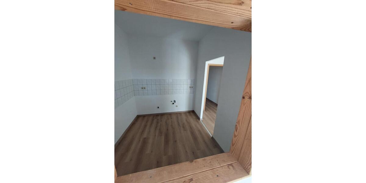 Etagenwohnung Hohenstein-Ernstthal Ernstthal - 1 Zimmer, 38 m&sup2;, 340&euro; | Angebot:24522423